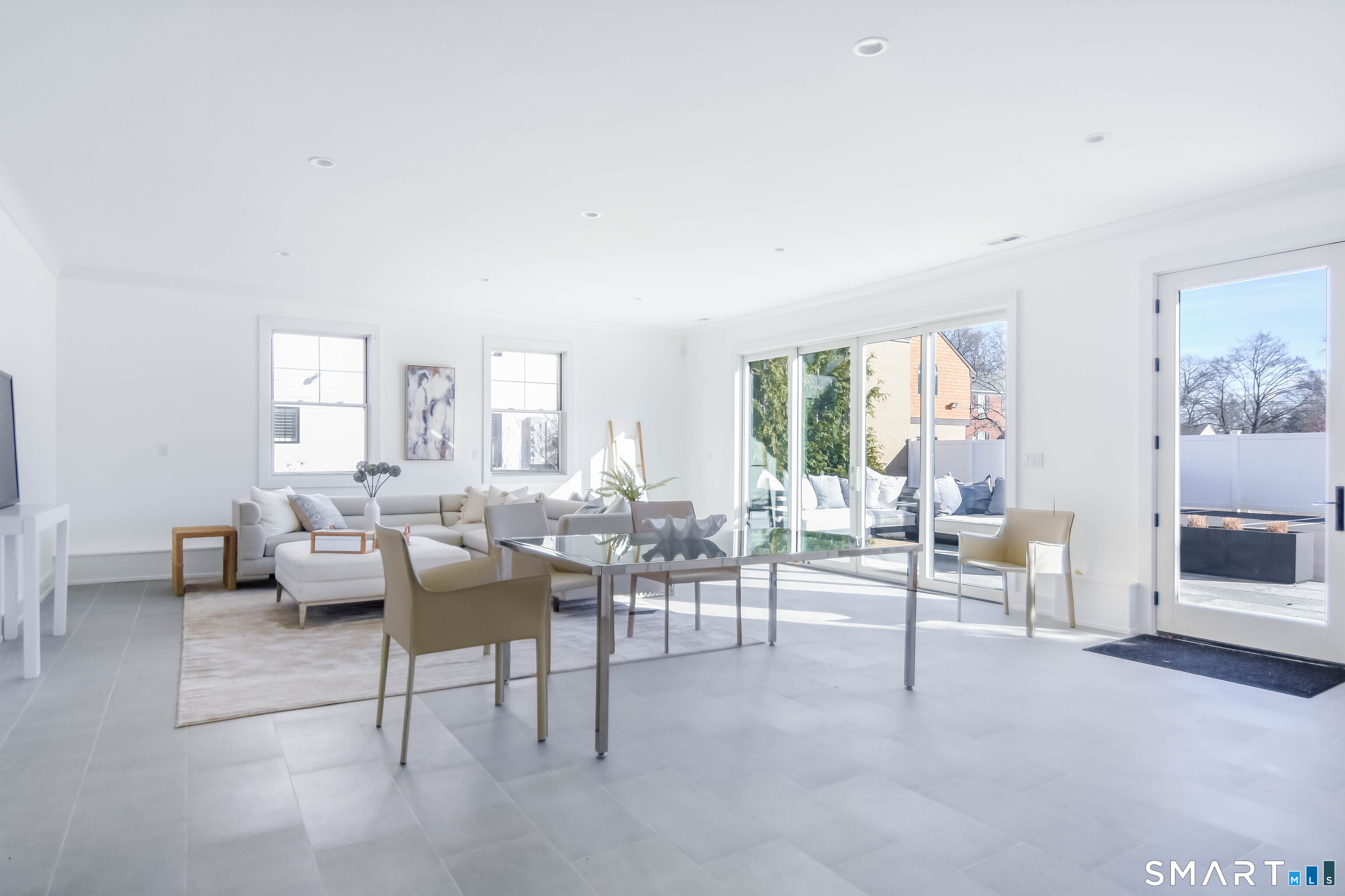 345 Reef Road Fairfield CT 06824