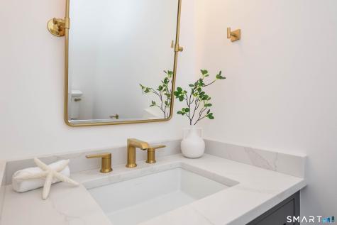 345 Reef Road Fairfield CT 06824