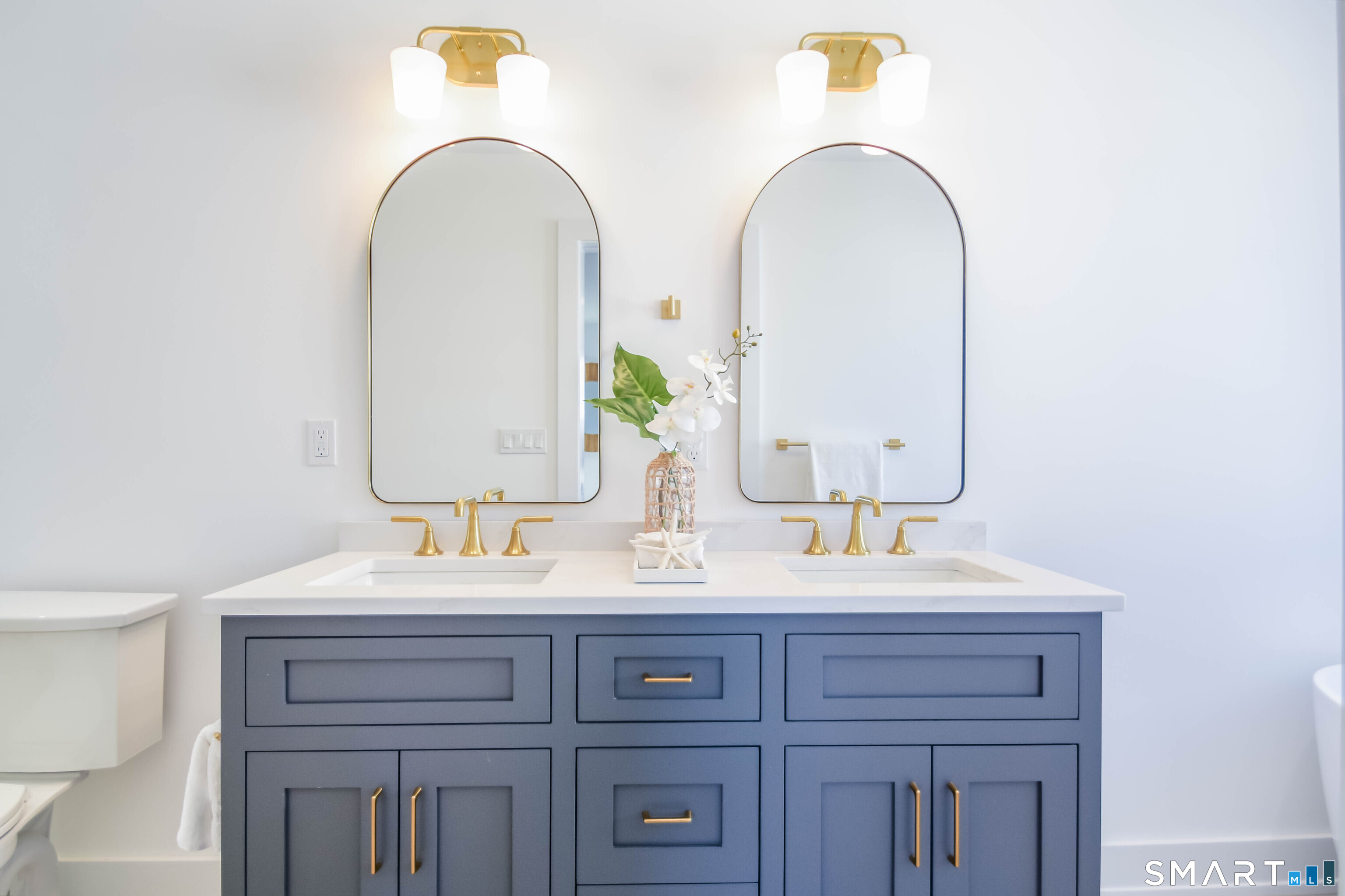 345 Reef Road Fairfield CT 06824