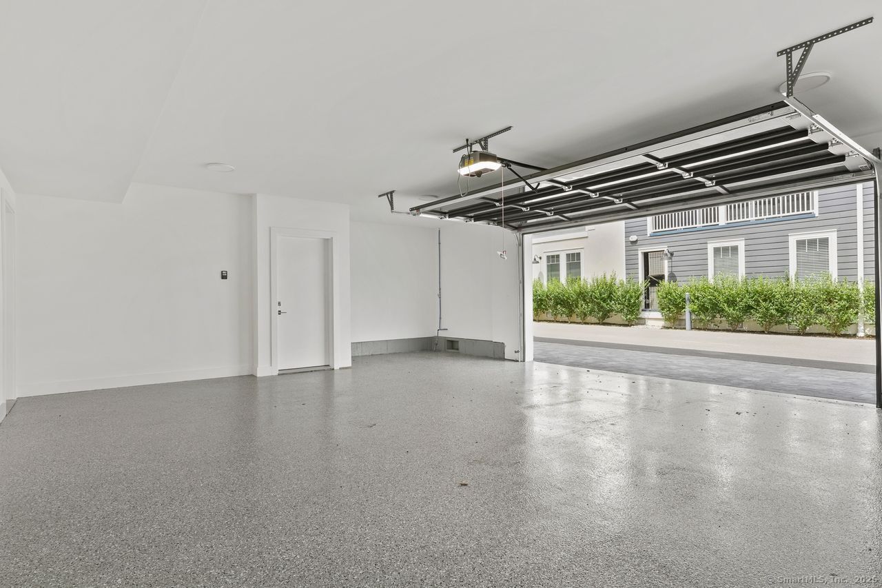 345 Reef Road Fairfield CT 06824