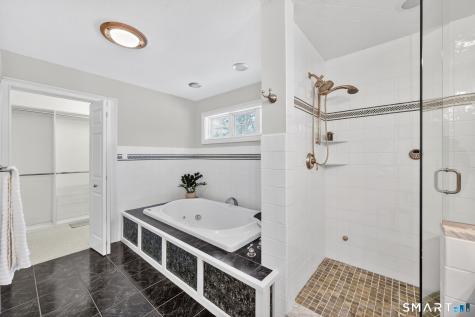 12 The Glade Simsbury CT 06070