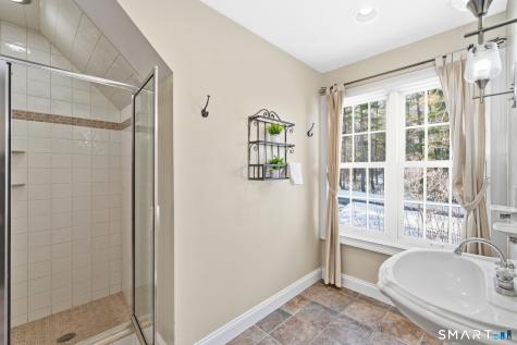 12 The Glade Simsbury CT 06070