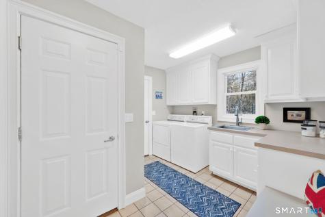 12 The Glade Simsbury CT 06070