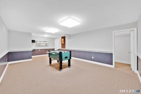 12 The Glade Simsbury CT 06070