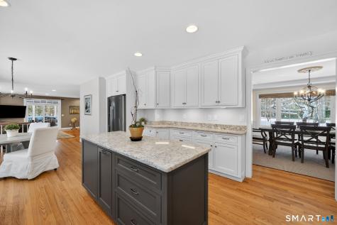 12 The Glade Simsbury CT 06070