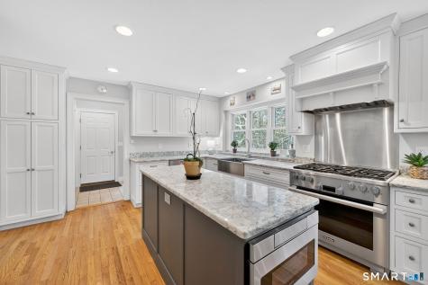 12 The Glade Simsbury CT 06070