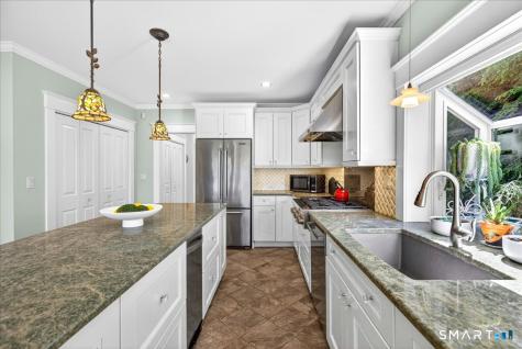 46 Maple Street Milford CT 06460