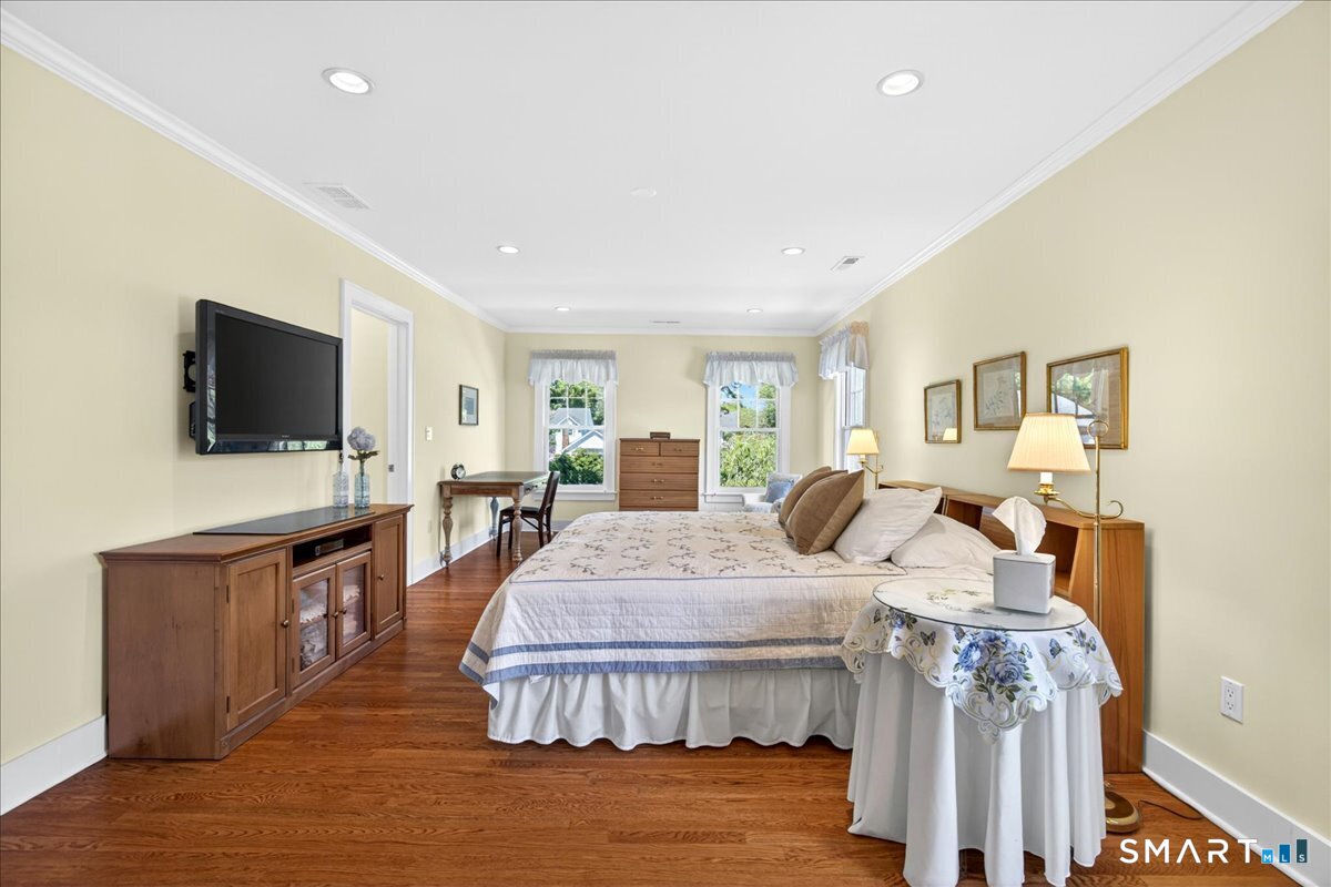 46 Maple Street Milford CT 06460