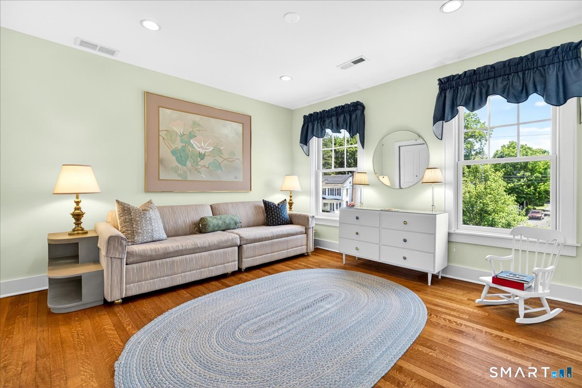 46 Maple Street Milford CT 06460