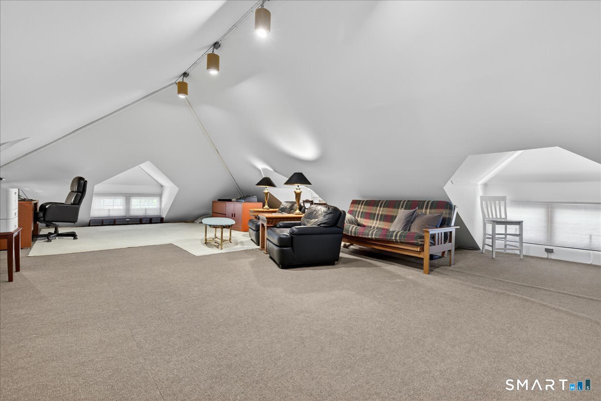 46 Maple Street Milford CT 06460