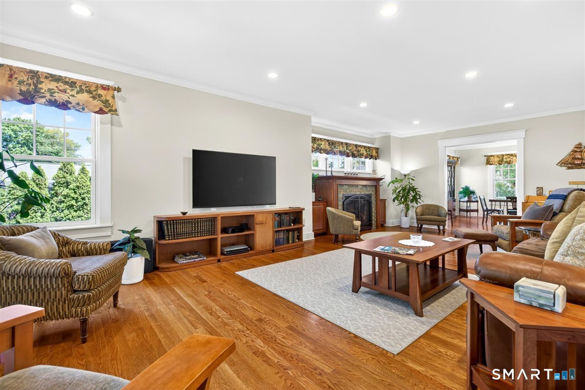 46 Maple Street Milford CT 06460