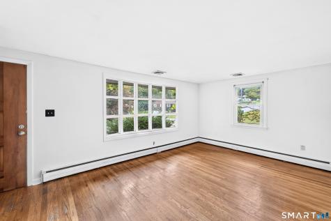 31 Dydo Drive Montville CT 06382