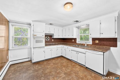 31 Dydo Drive Montville CT 06382
