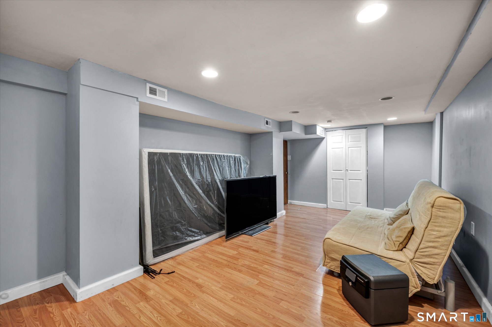 90 West Side Drive Hamden CT 06514