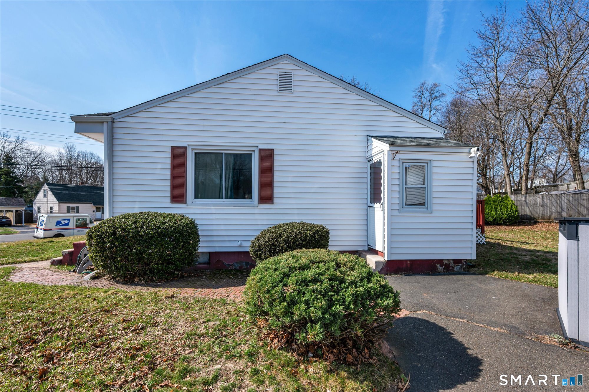 90 West Side Drive Hamden CT 06514