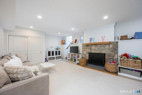 20 Outlook Drive Darien CT 06820