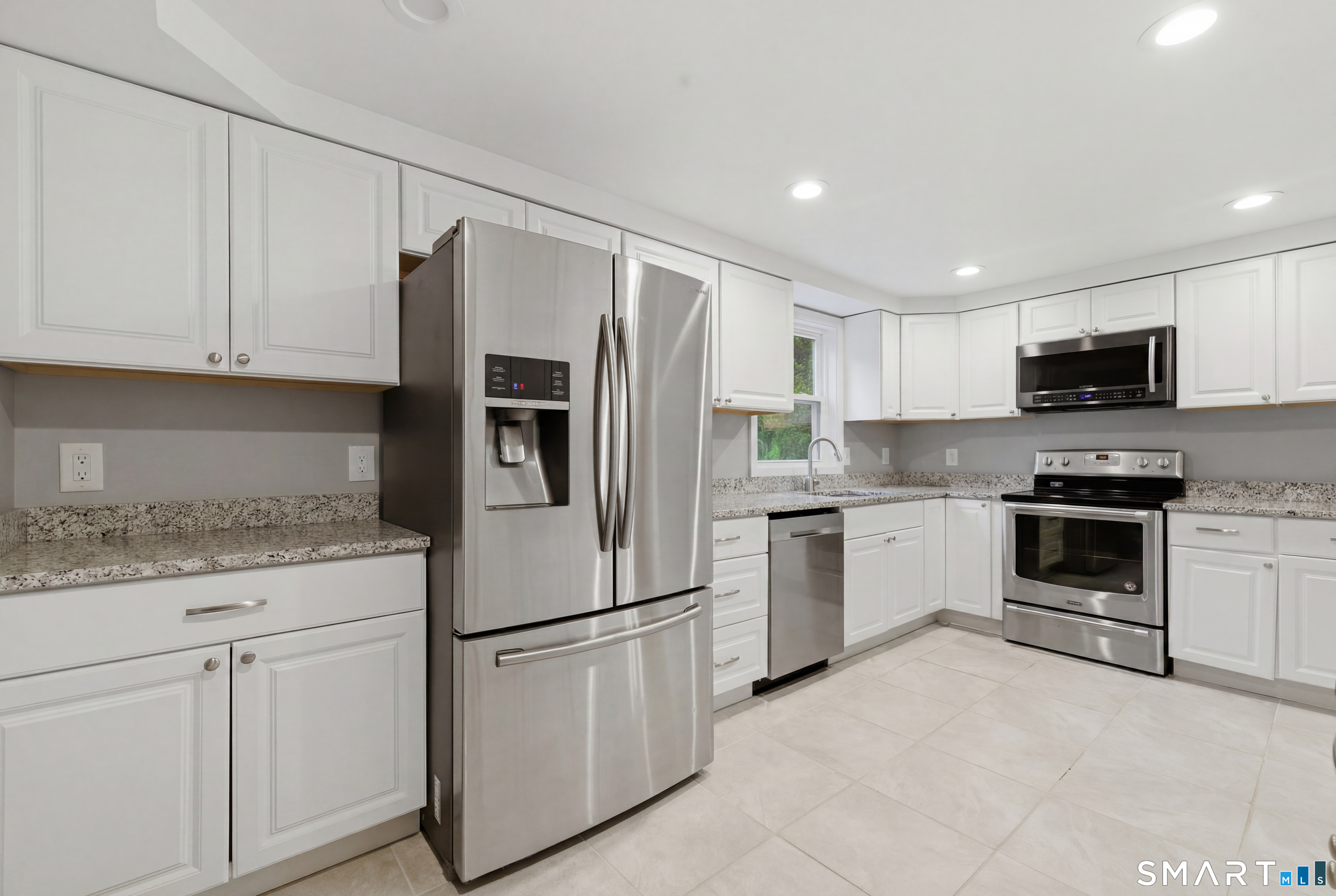 37 North Wawecus Hill Road Norwich CT 06360