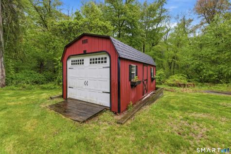 37 North Wawecus Hill Road Norwich CT 06360