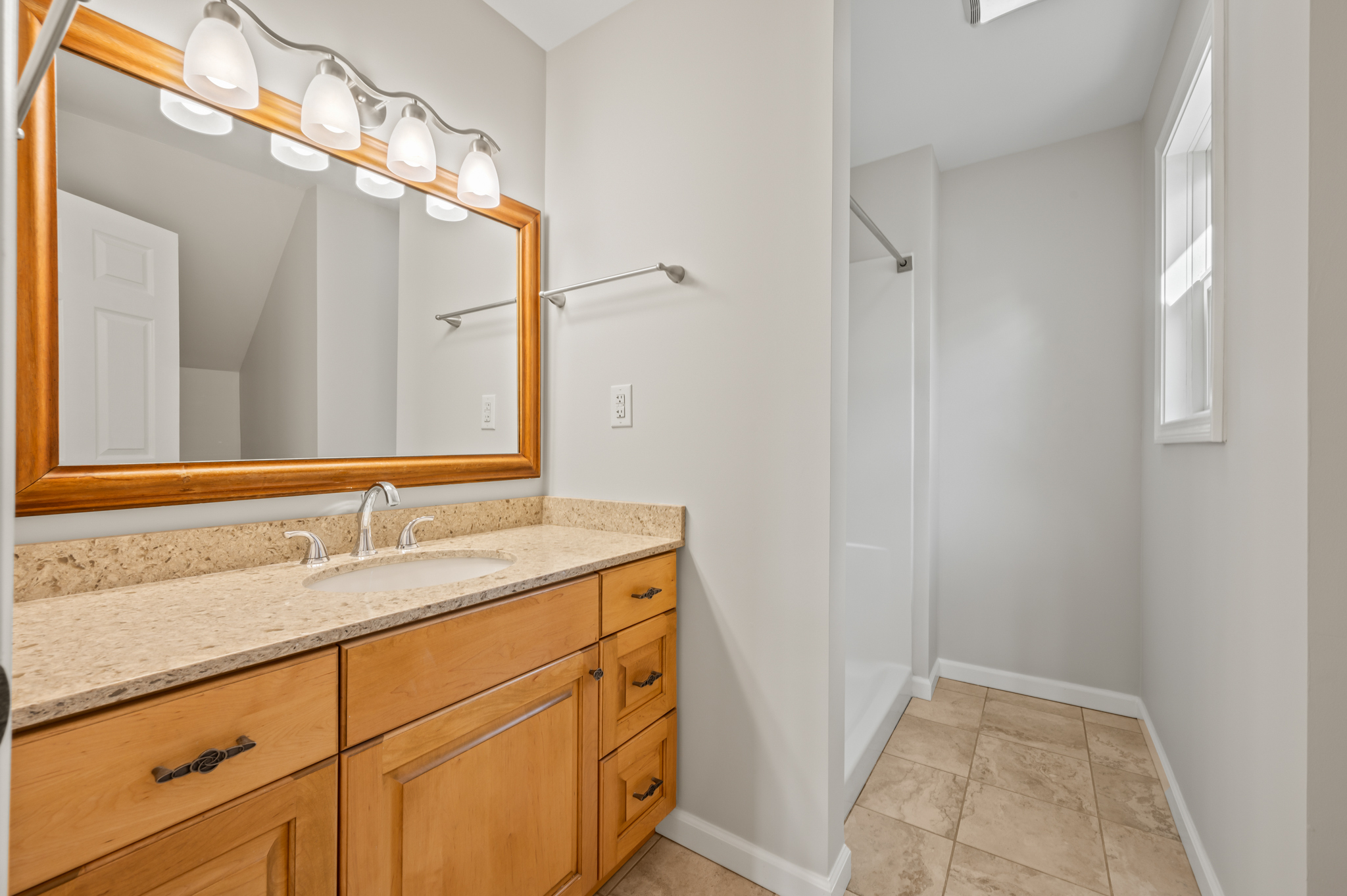 146 Lake Shore Drive Lebanon CT 06249