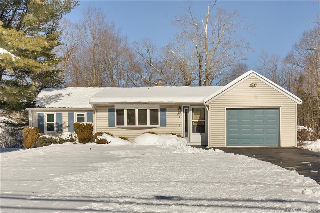 316 Hills Street East Hartford CT 06118