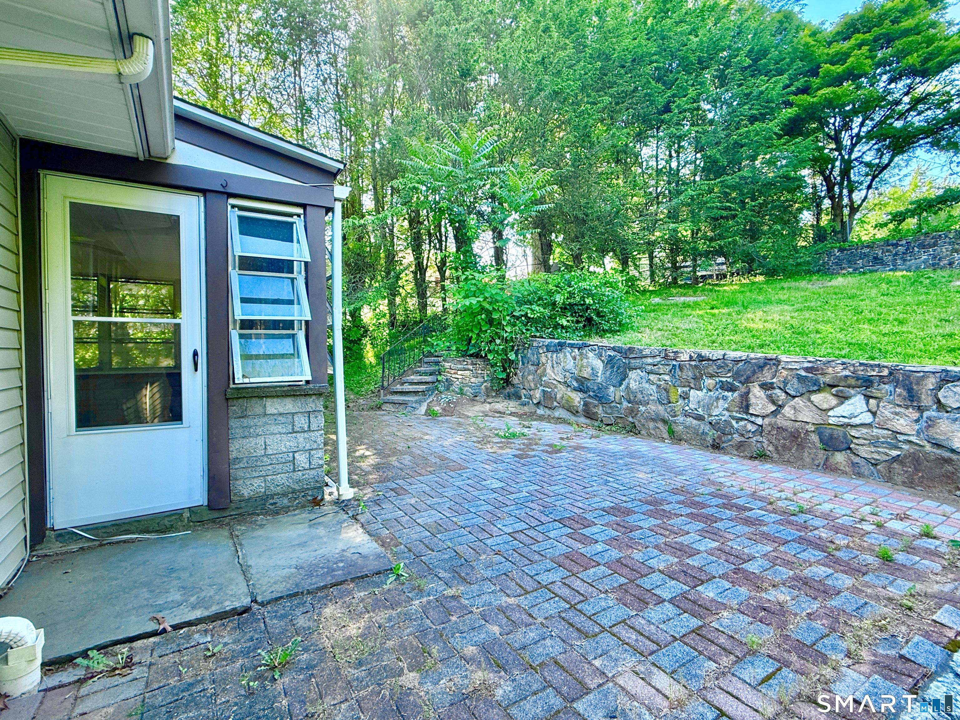2326 Old Town Road Bridgeport CT 06606