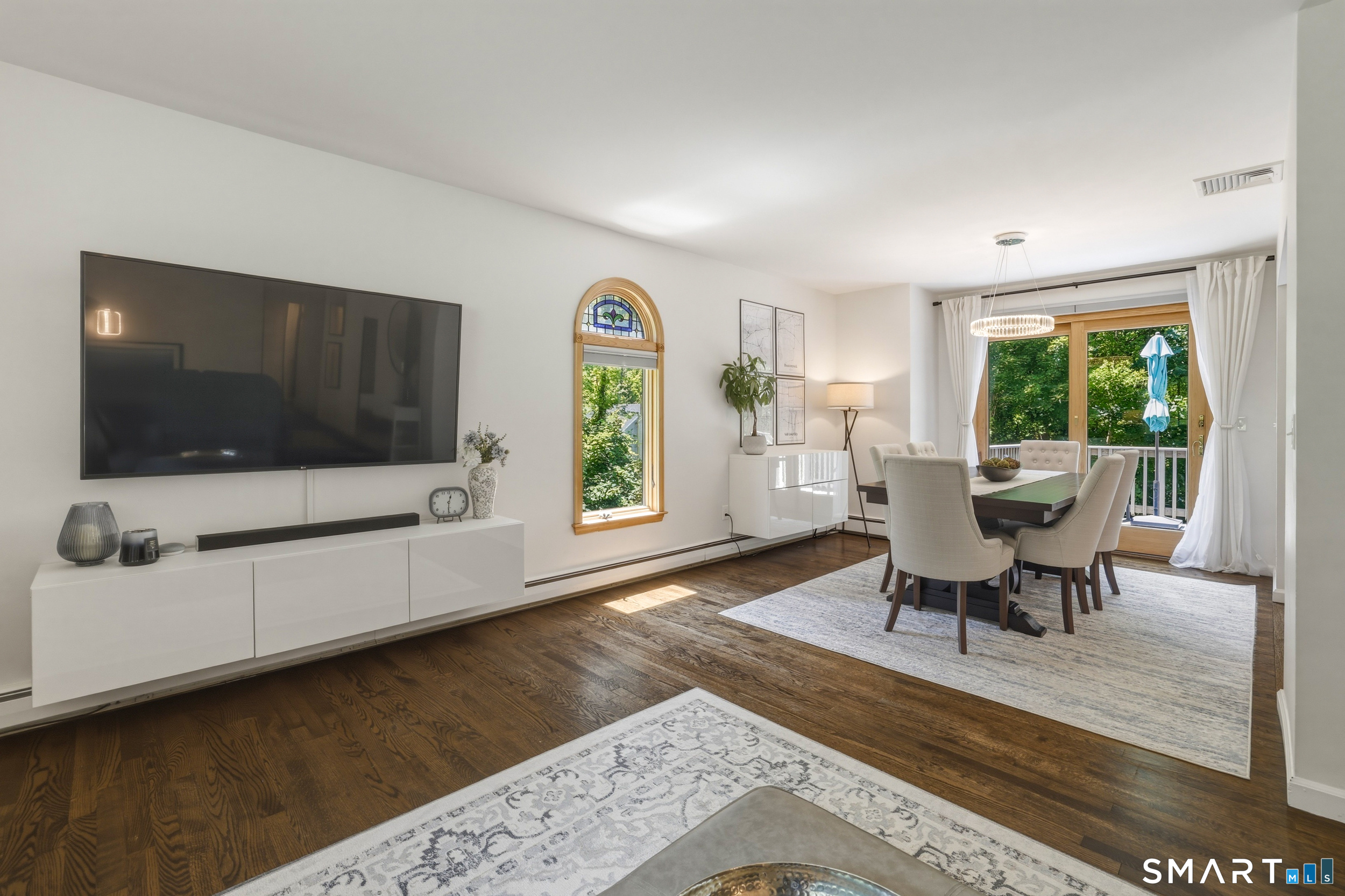 10 Albion Road New Fairfield CT 06812