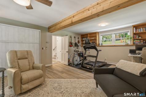 10 Albion Road New Fairfield CT 06812