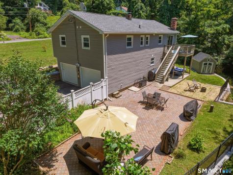 10 Albion Road New Fairfield CT 06812