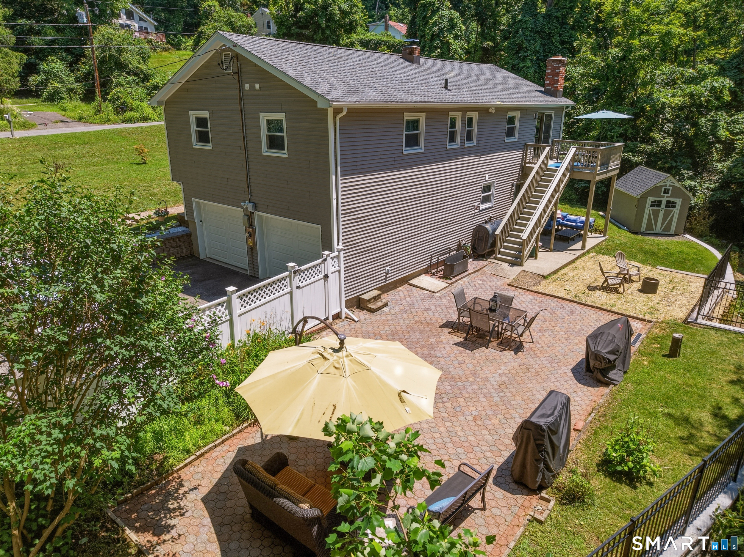10 Albion Road New Fairfield CT 06812