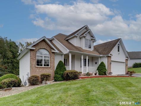 37 Skyview Terrace Manchester CT 06040
