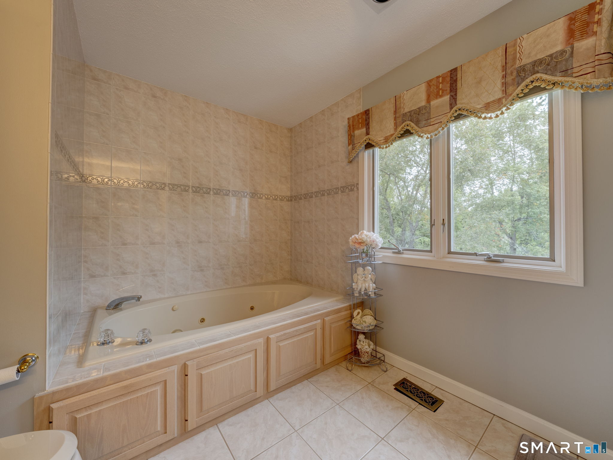 37 Skyview Terrace Manchester CT 06040