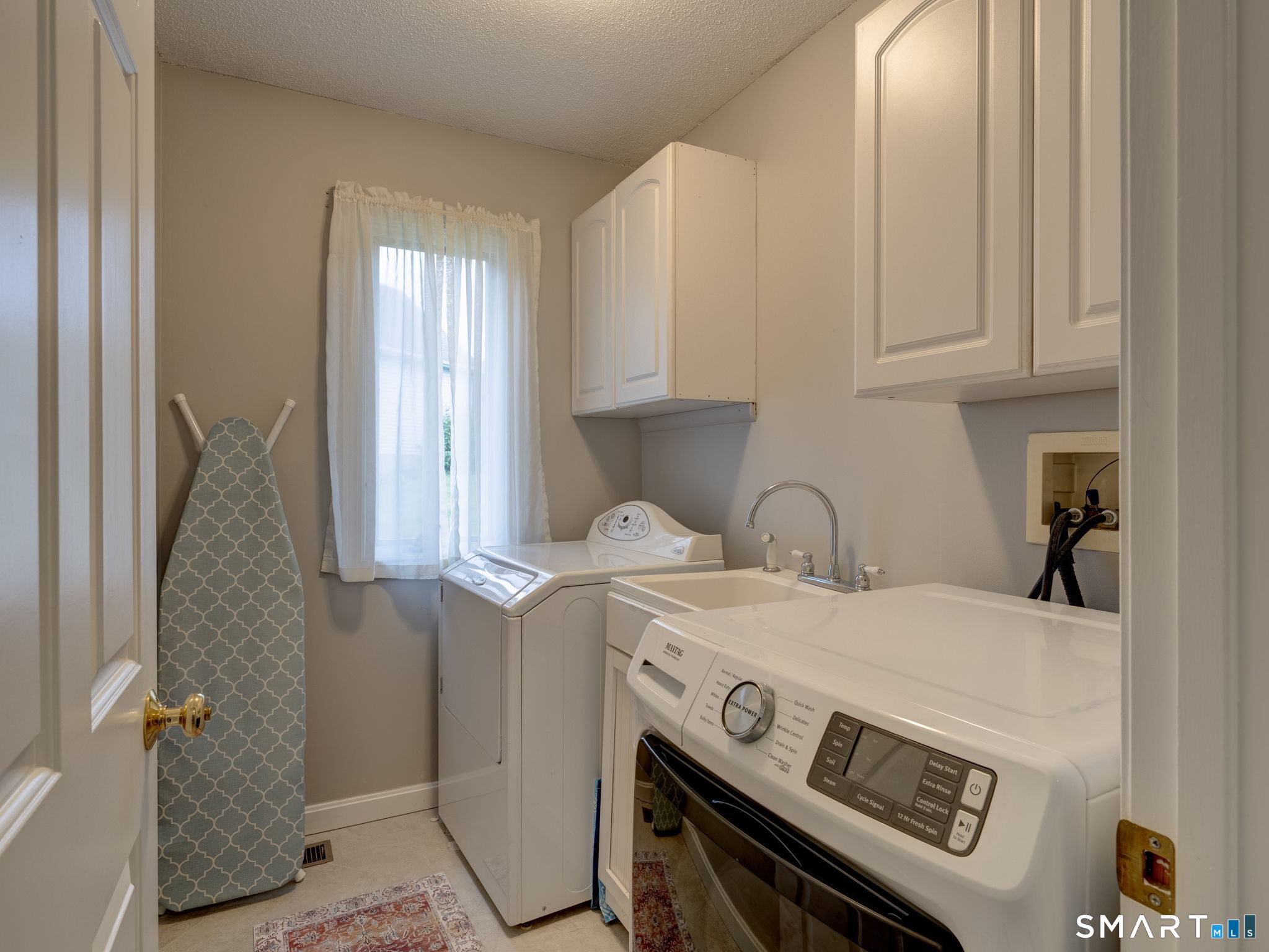 37 Skyview Terrace Manchester CT 06040