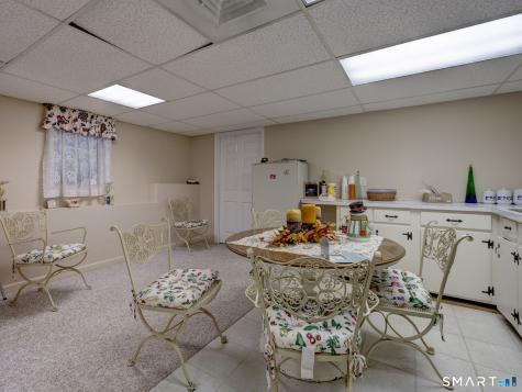 37 Skyview Terrace Manchester CT 06040