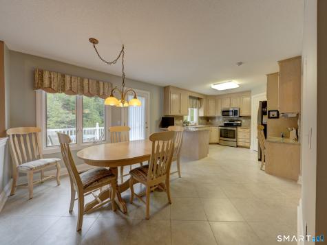 37 Skyview Terrace Manchester CT 06040
