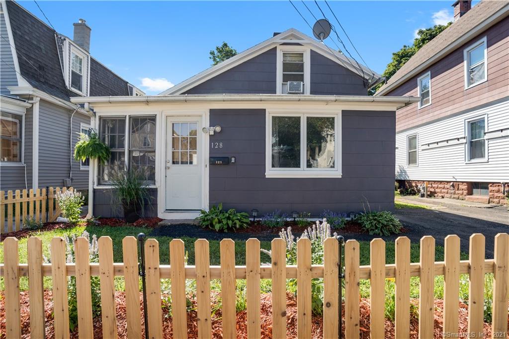 128 Richards Street West Haven CT 06516