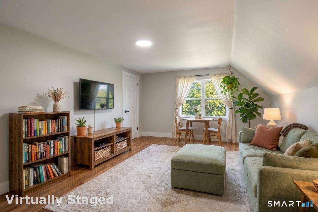 12 Darien Road New Fairfield CT 06812