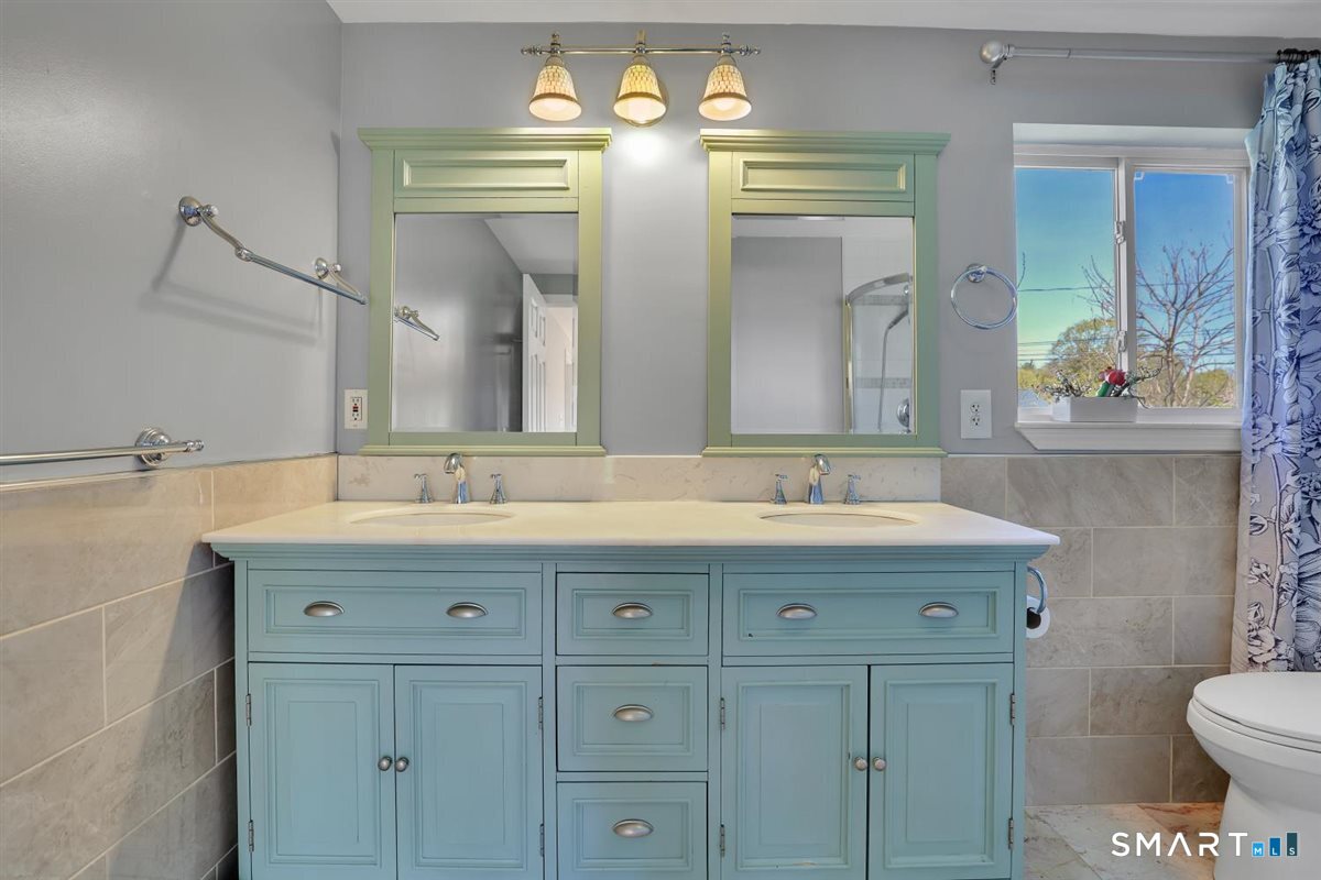 7 Mohawk Drive Farmington CT 06085