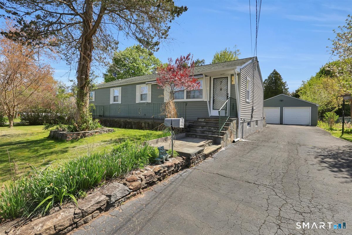 7 Mohawk Drive Farmington CT 06085
