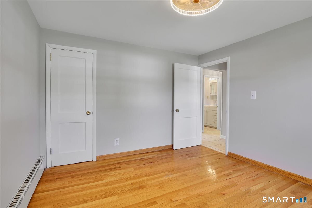 7 Mohawk Drive Farmington CT 06085
