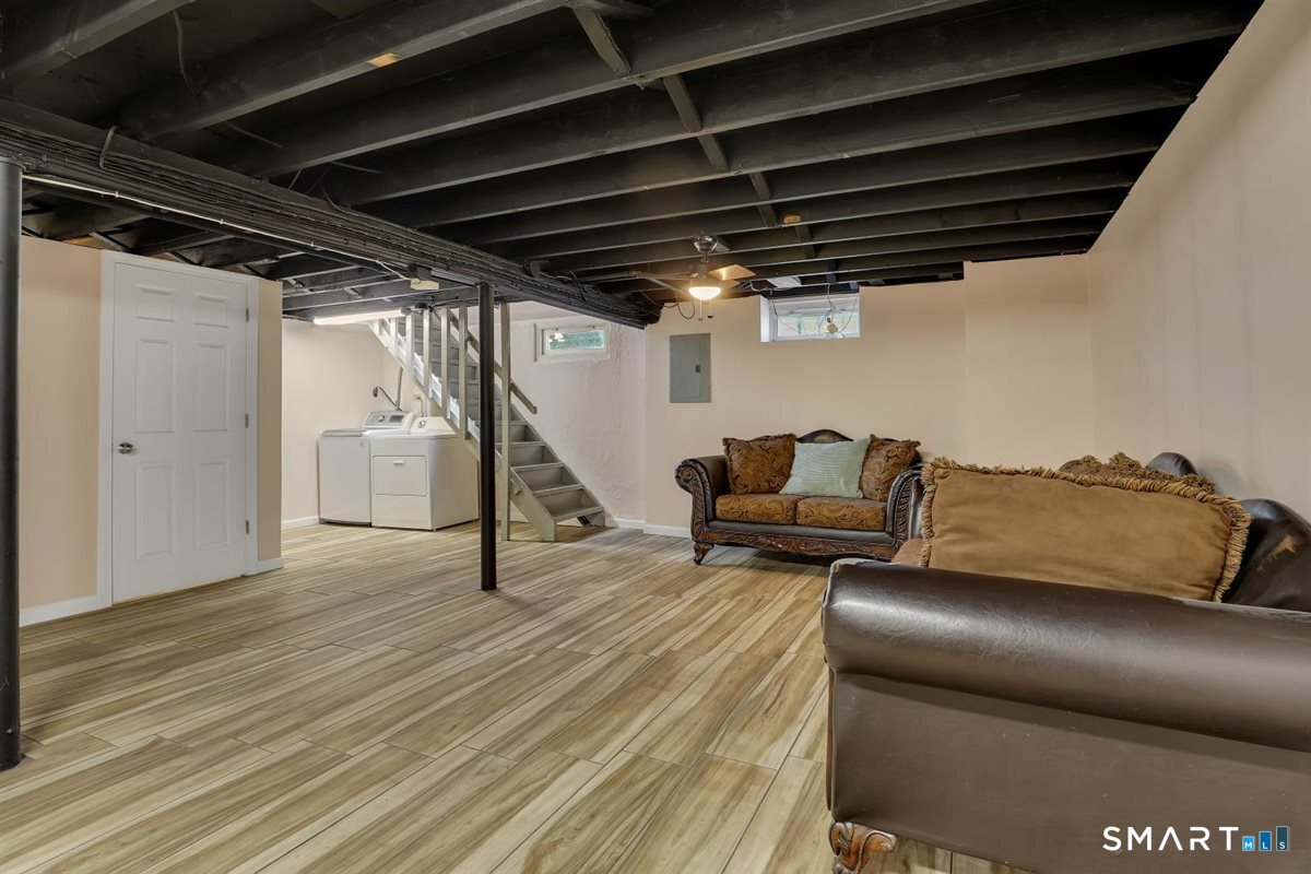 7 Mohawk Drive Farmington CT 06085