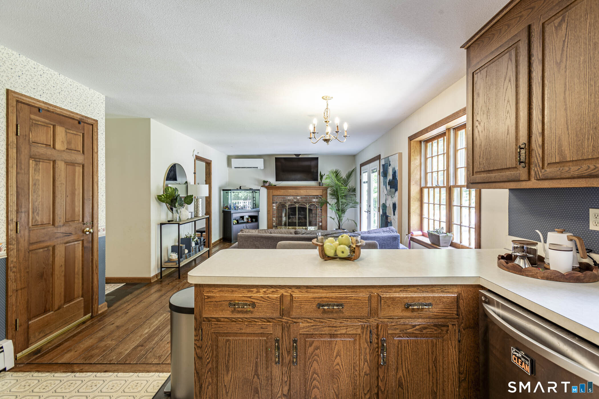 27 West Street Hebron CT 06248