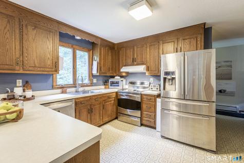 27 West Street Hebron CT 06248