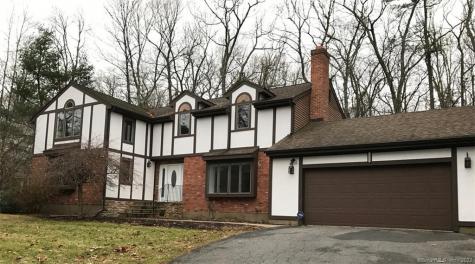 95 Stagecoach Road Avon CT 06001