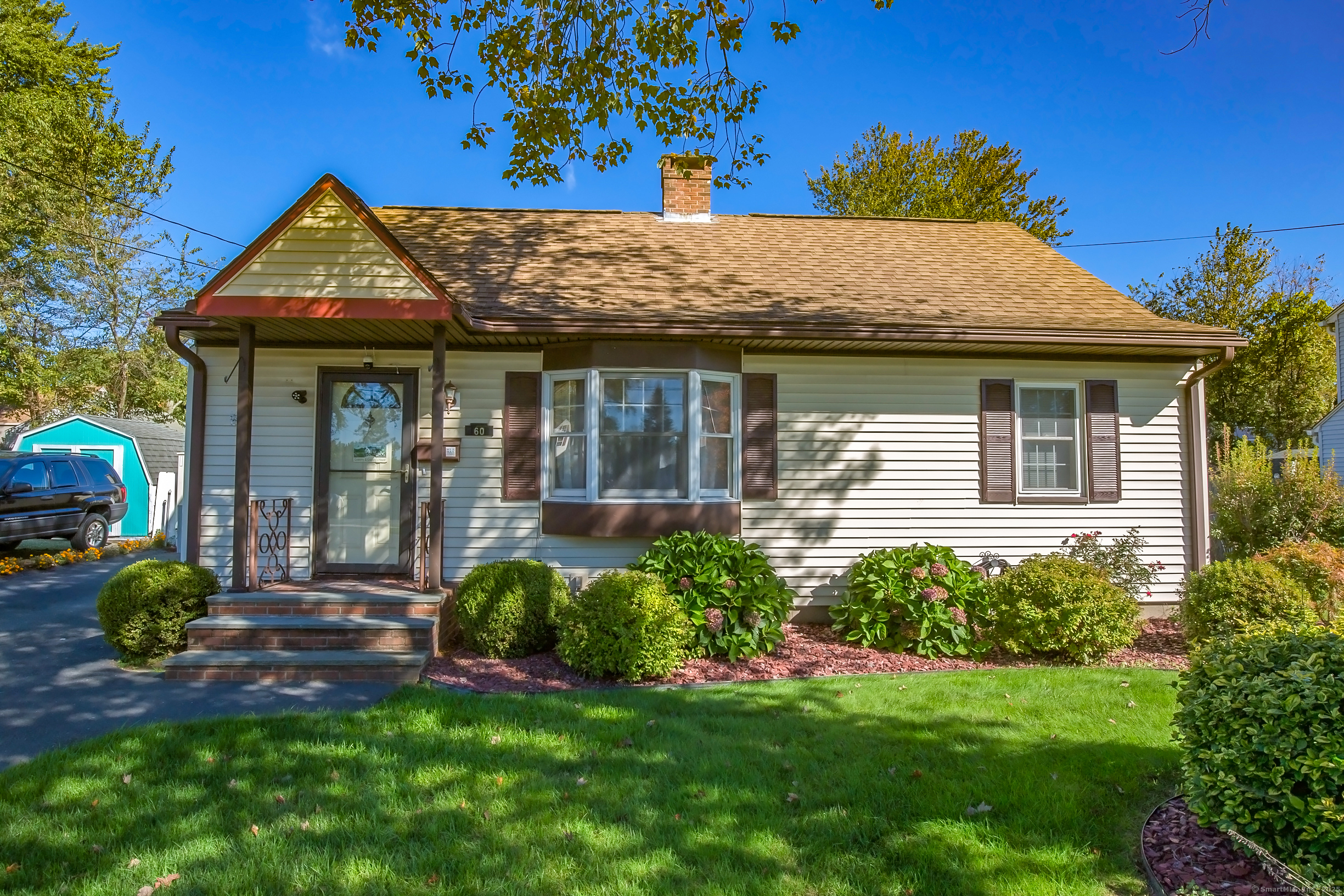 60 South Alhambra Circle Agawam MA 01001