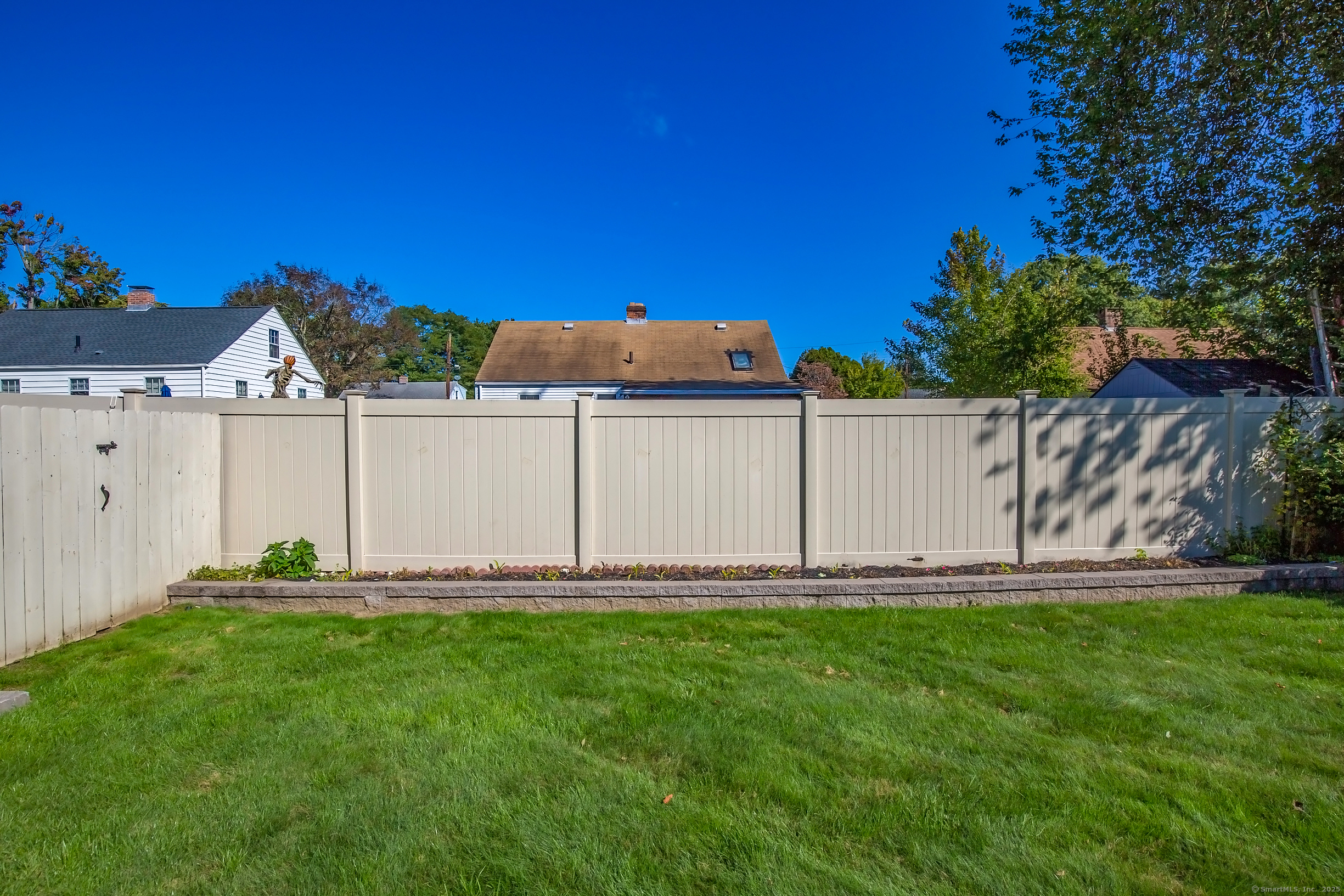 60 South Alhambra Circle Agawam MA 01001