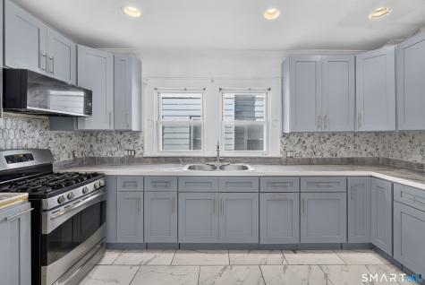 810 Briarwood Avenue Bridgeport CT 06604