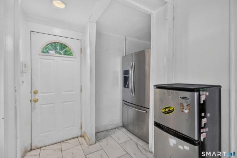 810 Briarwood Avenue Bridgeport CT 06604