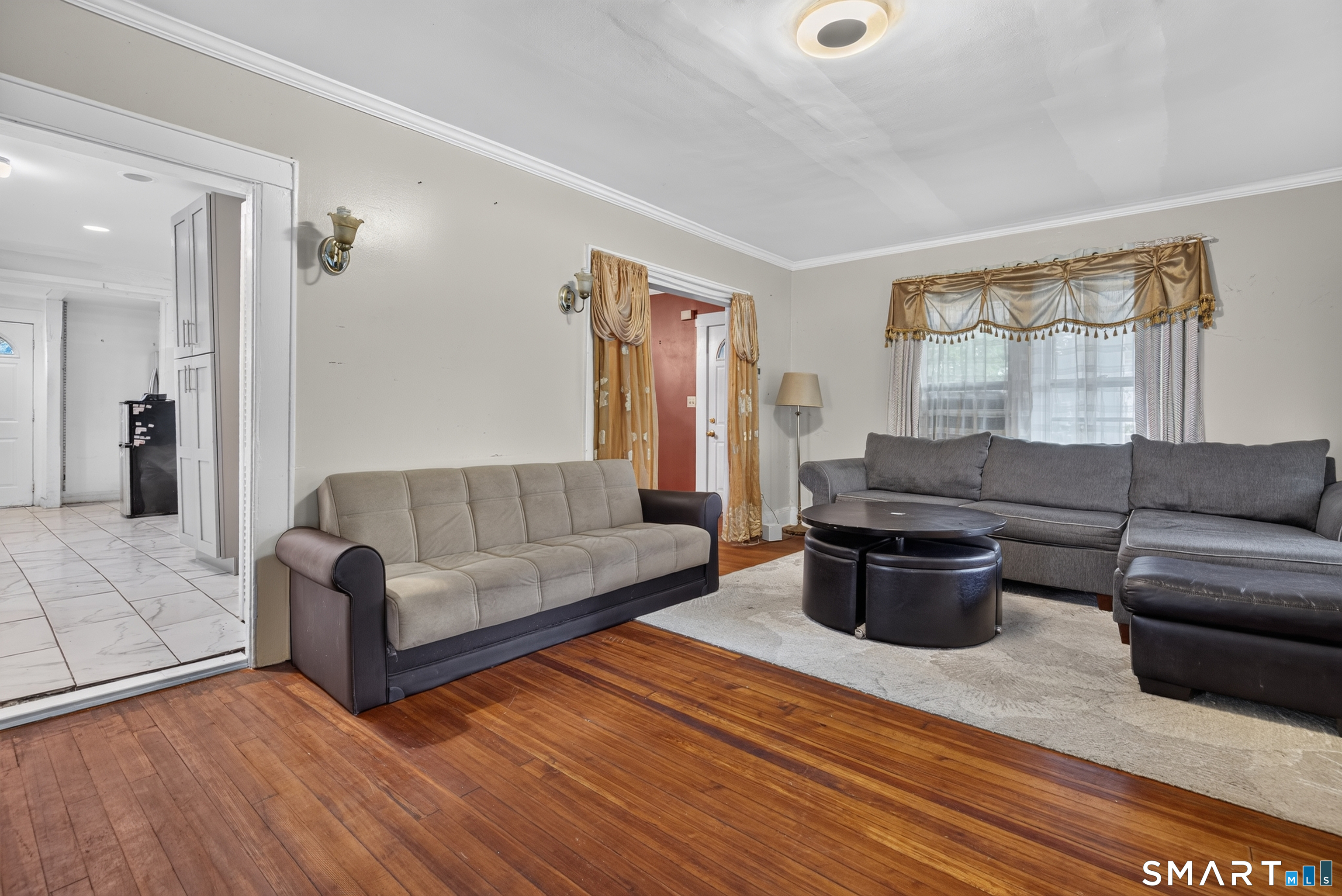 810 Briarwood Avenue Bridgeport CT 06604