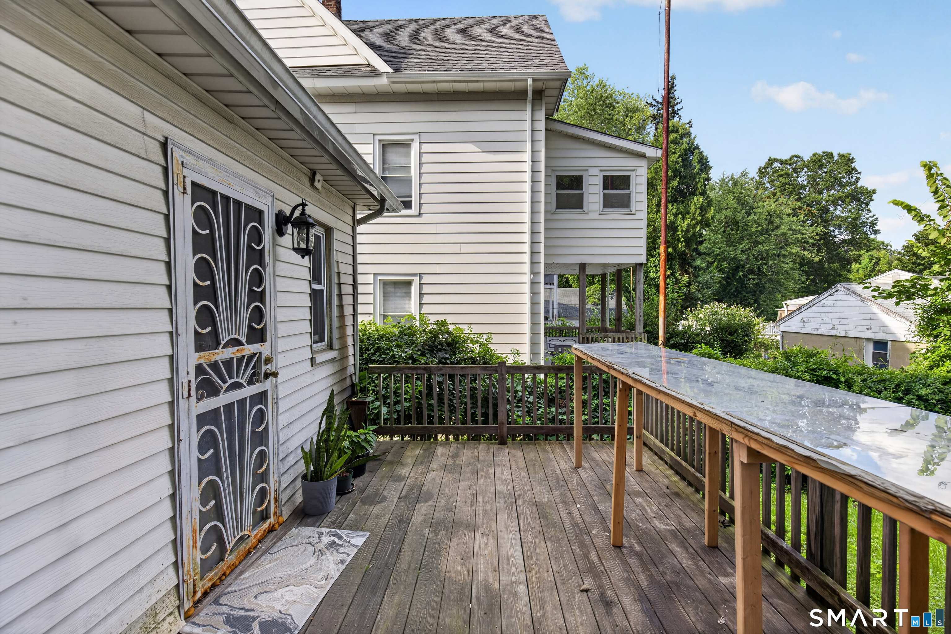 810 Briarwood Avenue Bridgeport CT 06604