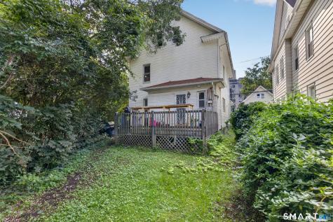 810 Briarwood Avenue Bridgeport CT 06604